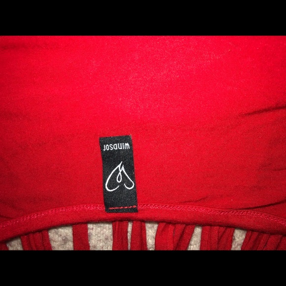 Windsor, California rep.,   tank top. - Picture 4 of 5